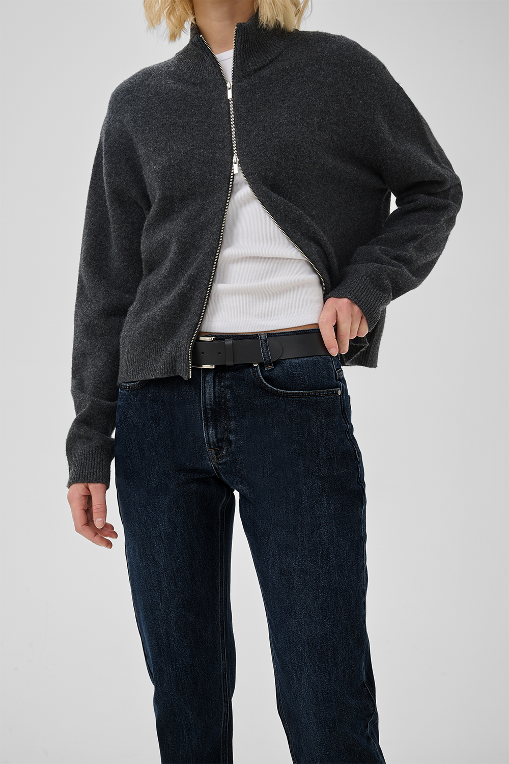 04 The Mommy 139 Jeans