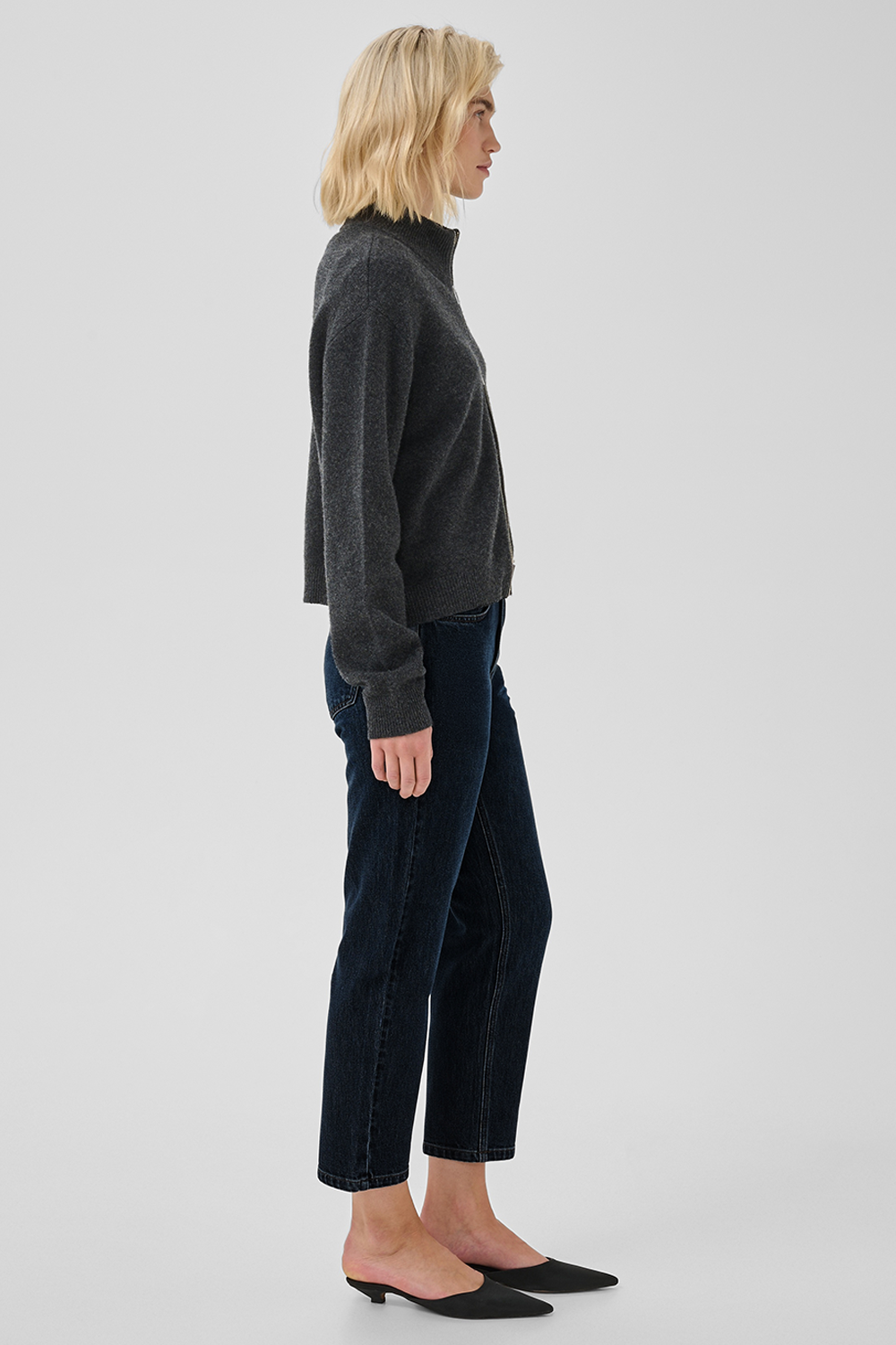 04 The Mommy 139 Jeans