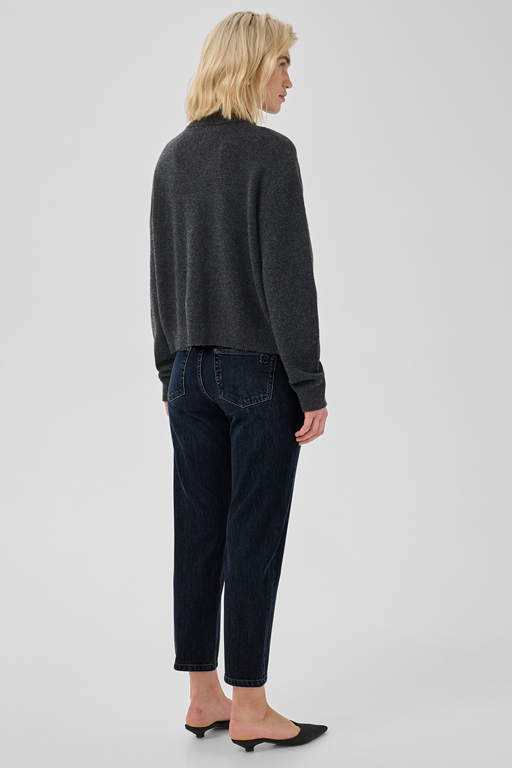 04 The Mommy 139 Jeans
