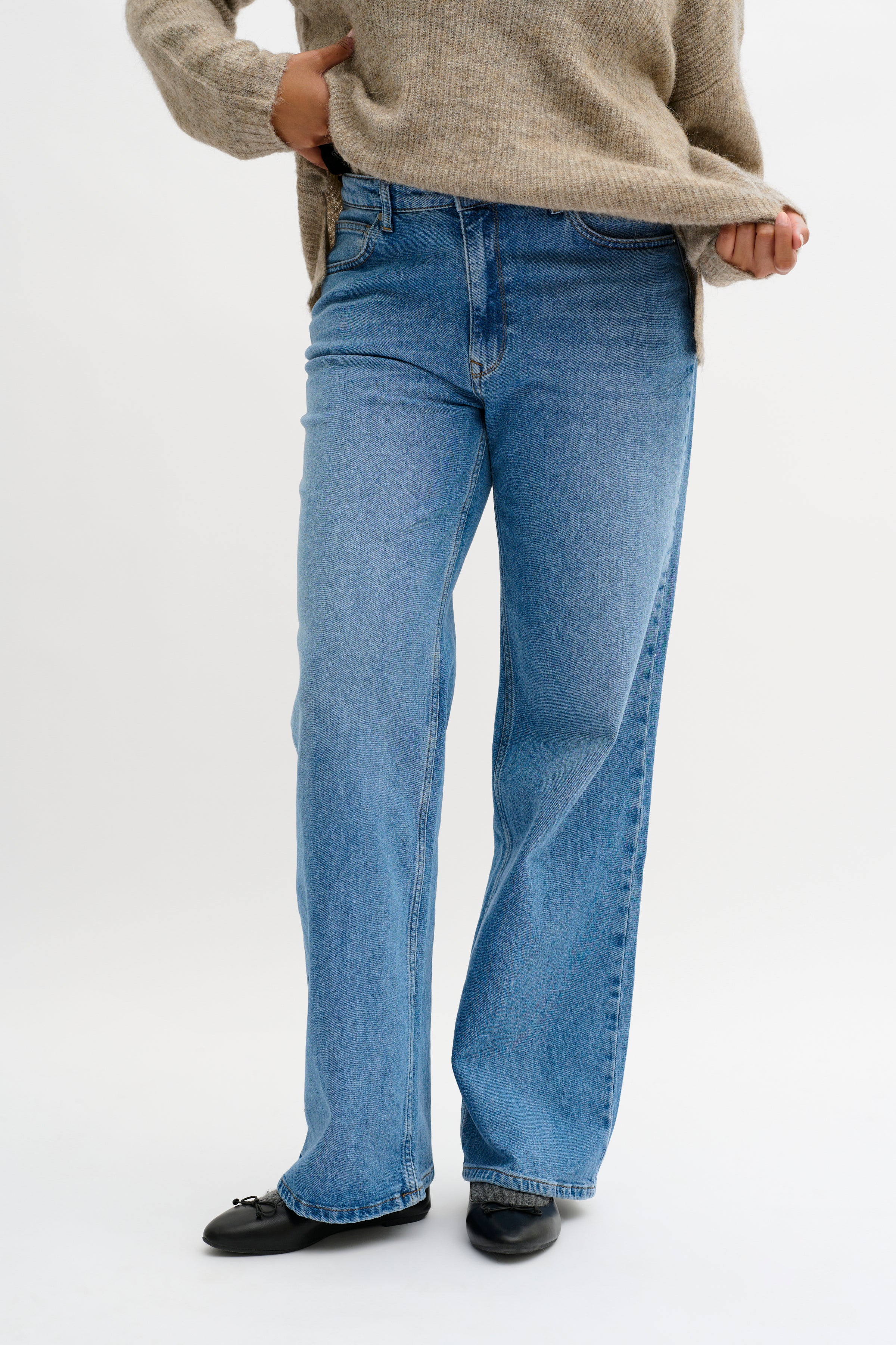 35 THE LOUIS HIGH WIDE Jeans