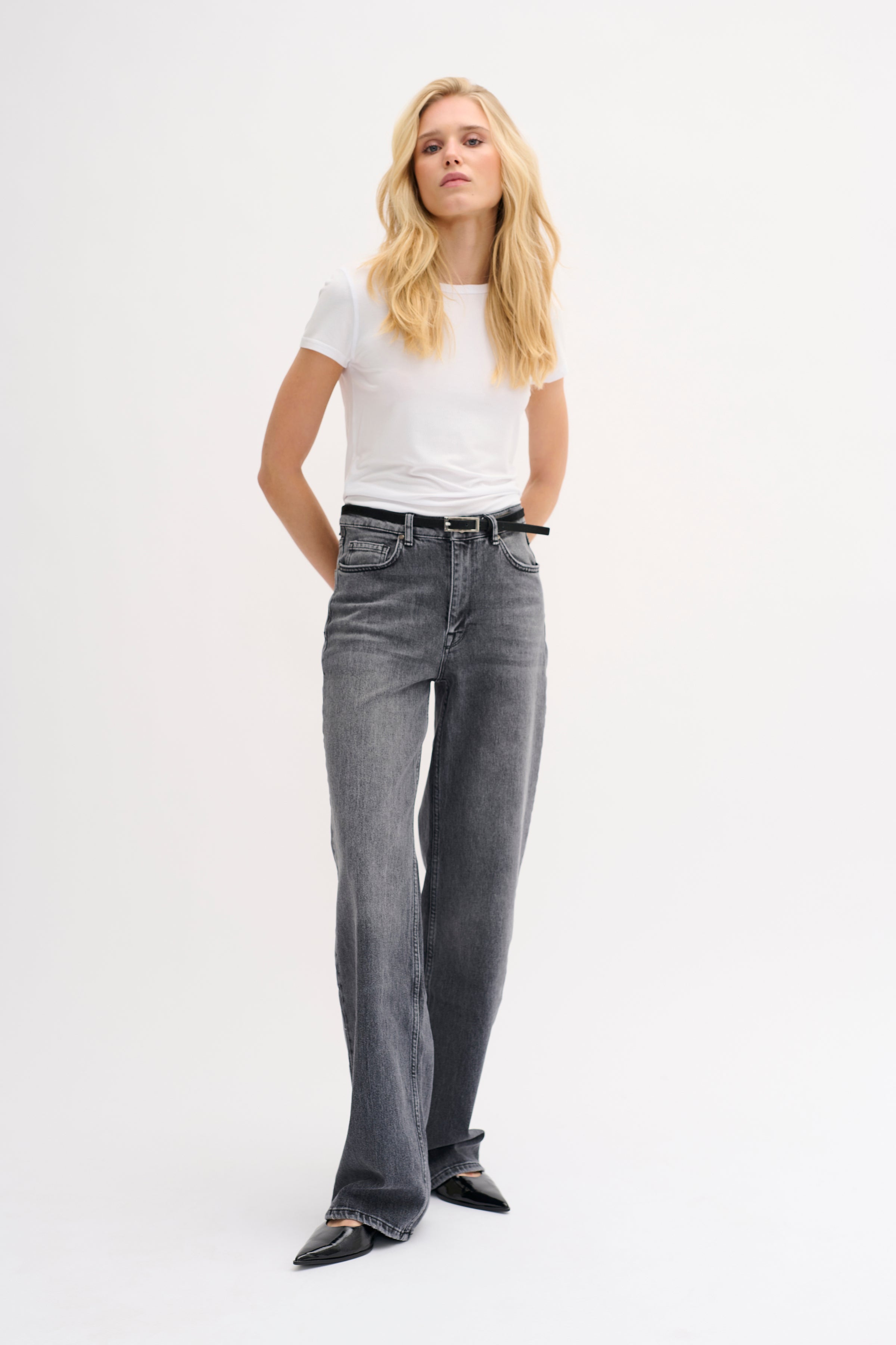 35 THE LOUIS HIGH WIDE Jeans