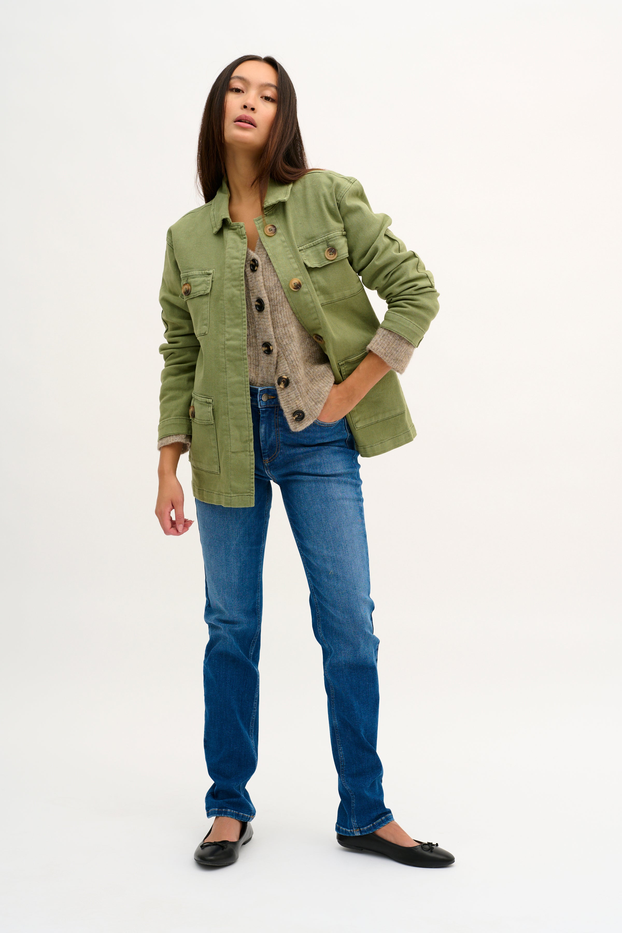 33 THE CELINA 148 HIGH STRAIGHT Y Jeans