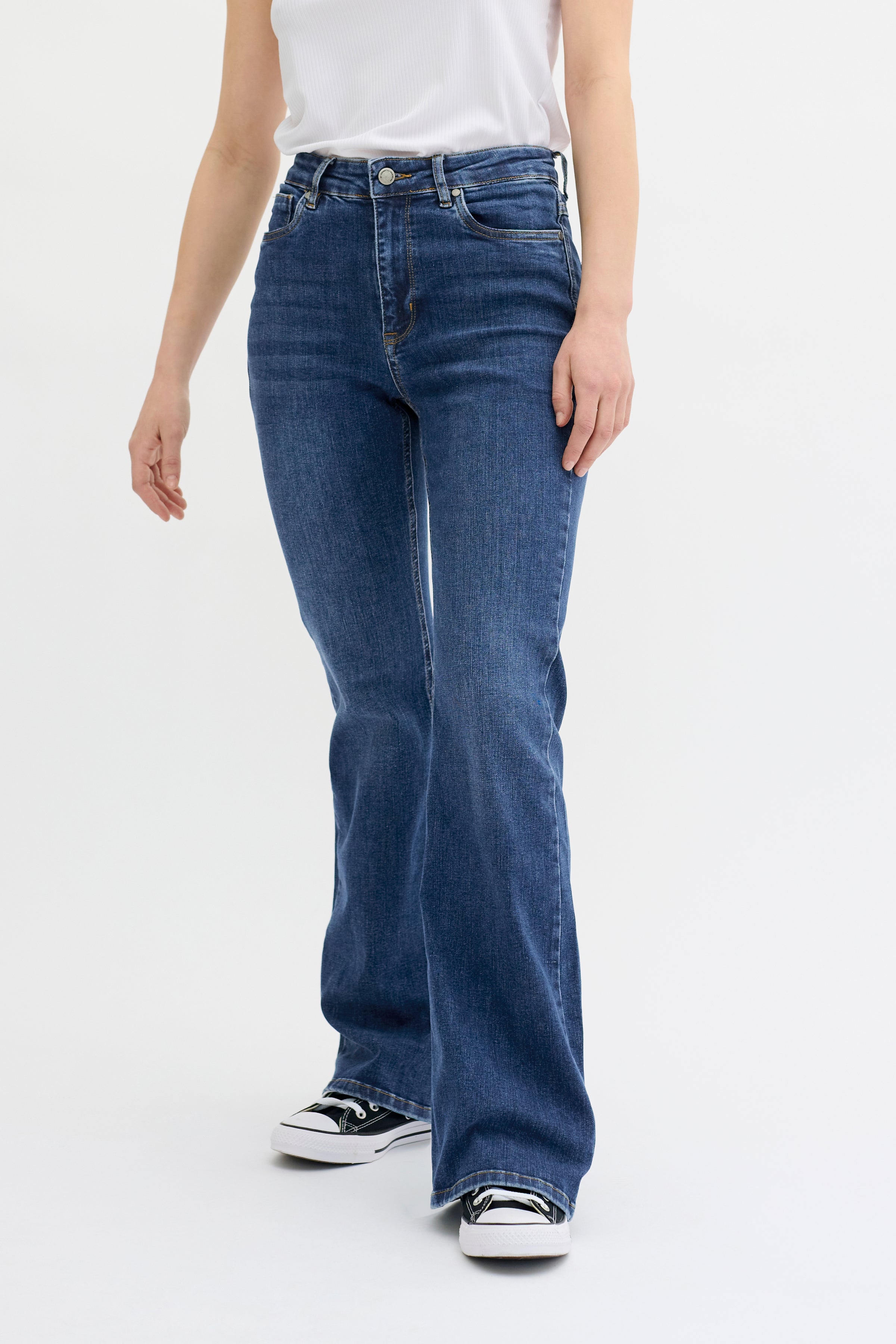 36 THE DEKOTA HIGH BOOTCUT Jeans