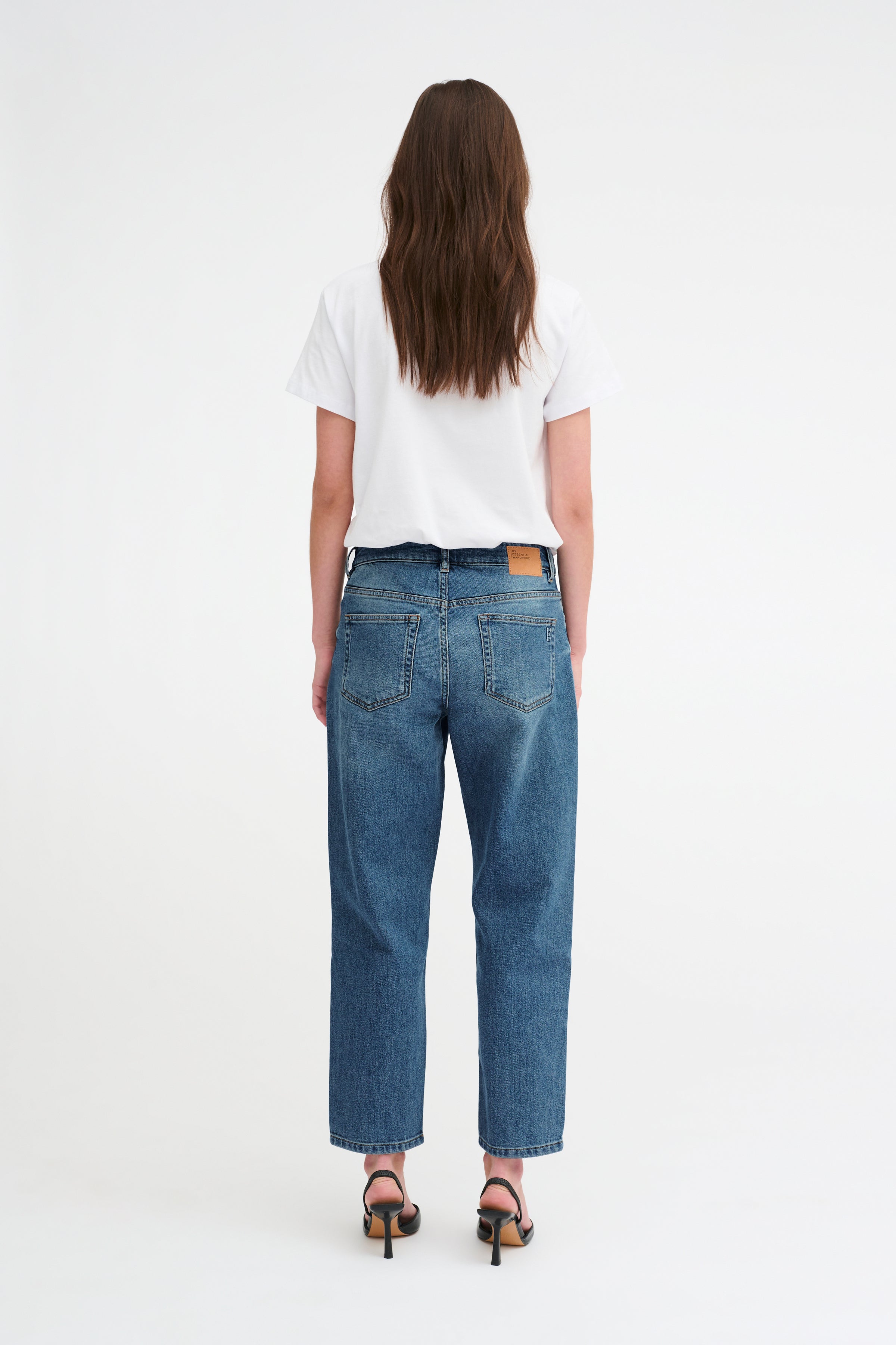 34 THE MOMMY 139 HIGH TAPERED Jeans