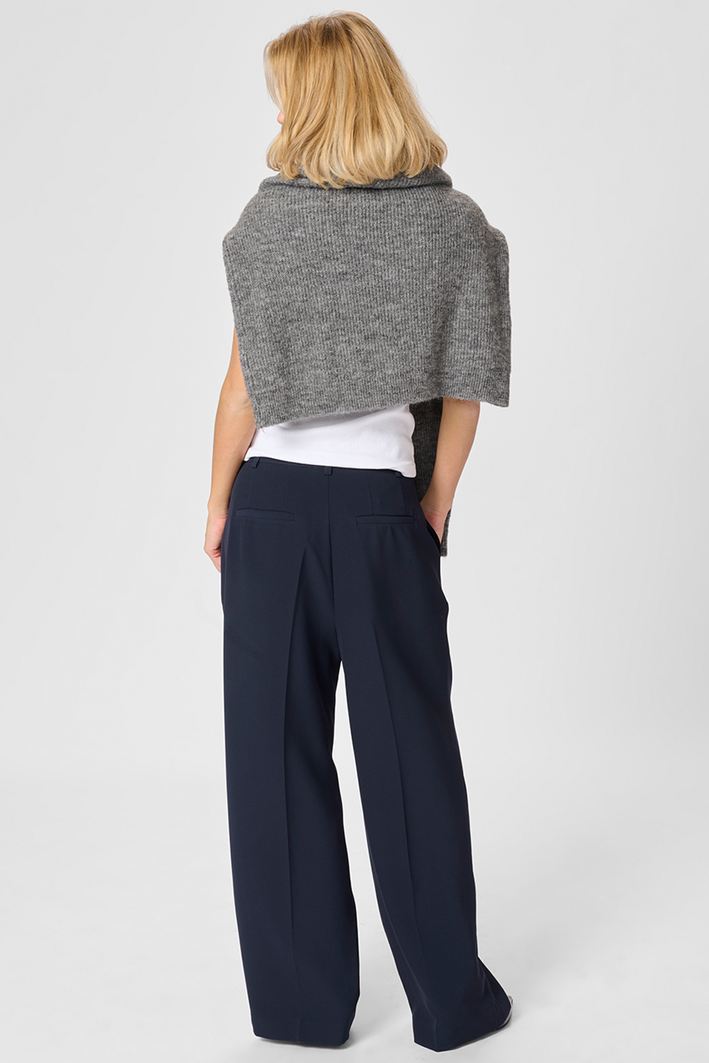 28 The Tailored Bukser