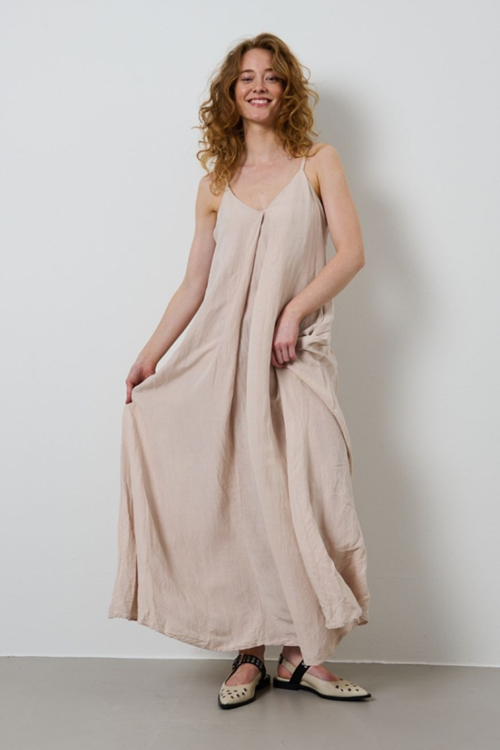 Lone Strap Kjole