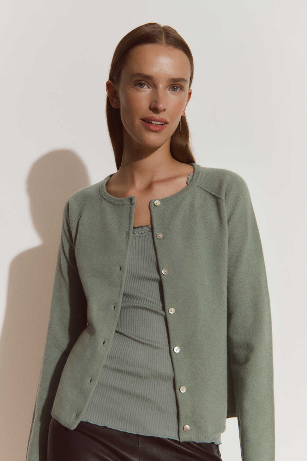 RWLaica LS O-Neck Raglan Cardigan