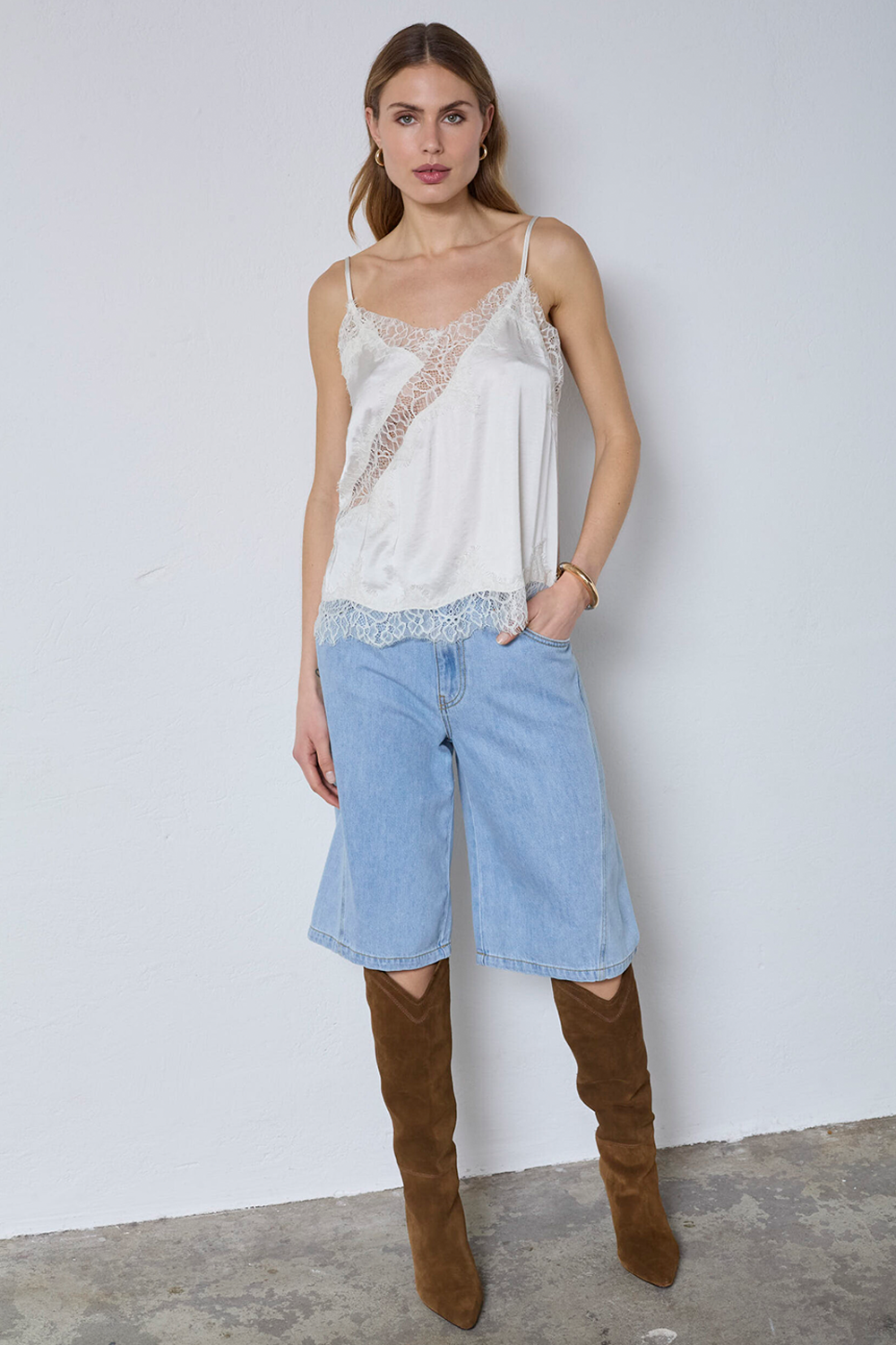 IdunCC Lace Top