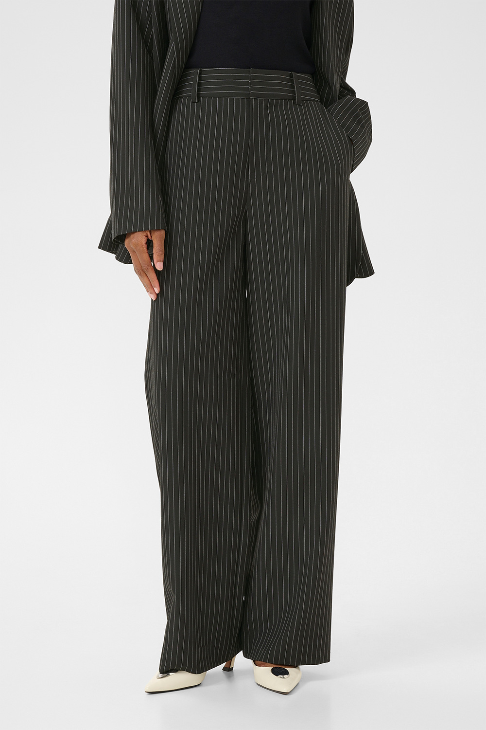 JoelleGZ Pinstripe MW Bukser