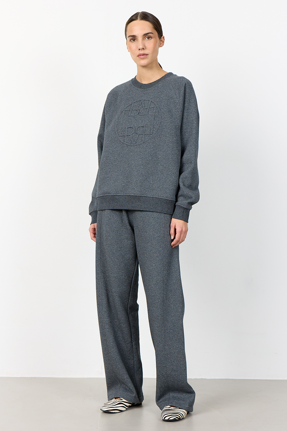 LR-NUKA 11 Sweatshirt