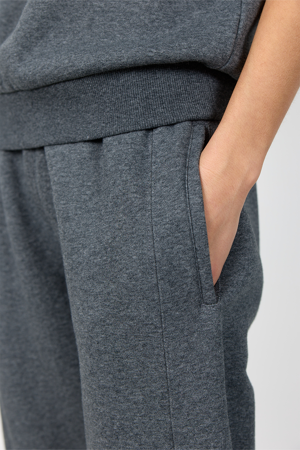 LR-NUKA 8 Sweatpants