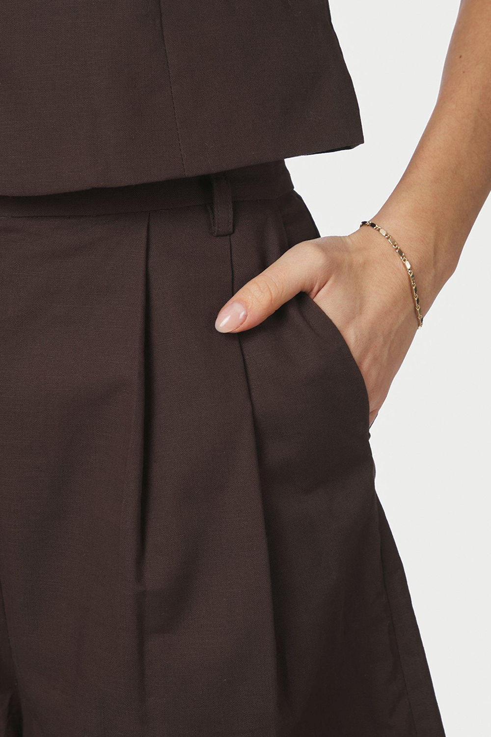 Nika Linen Shorts