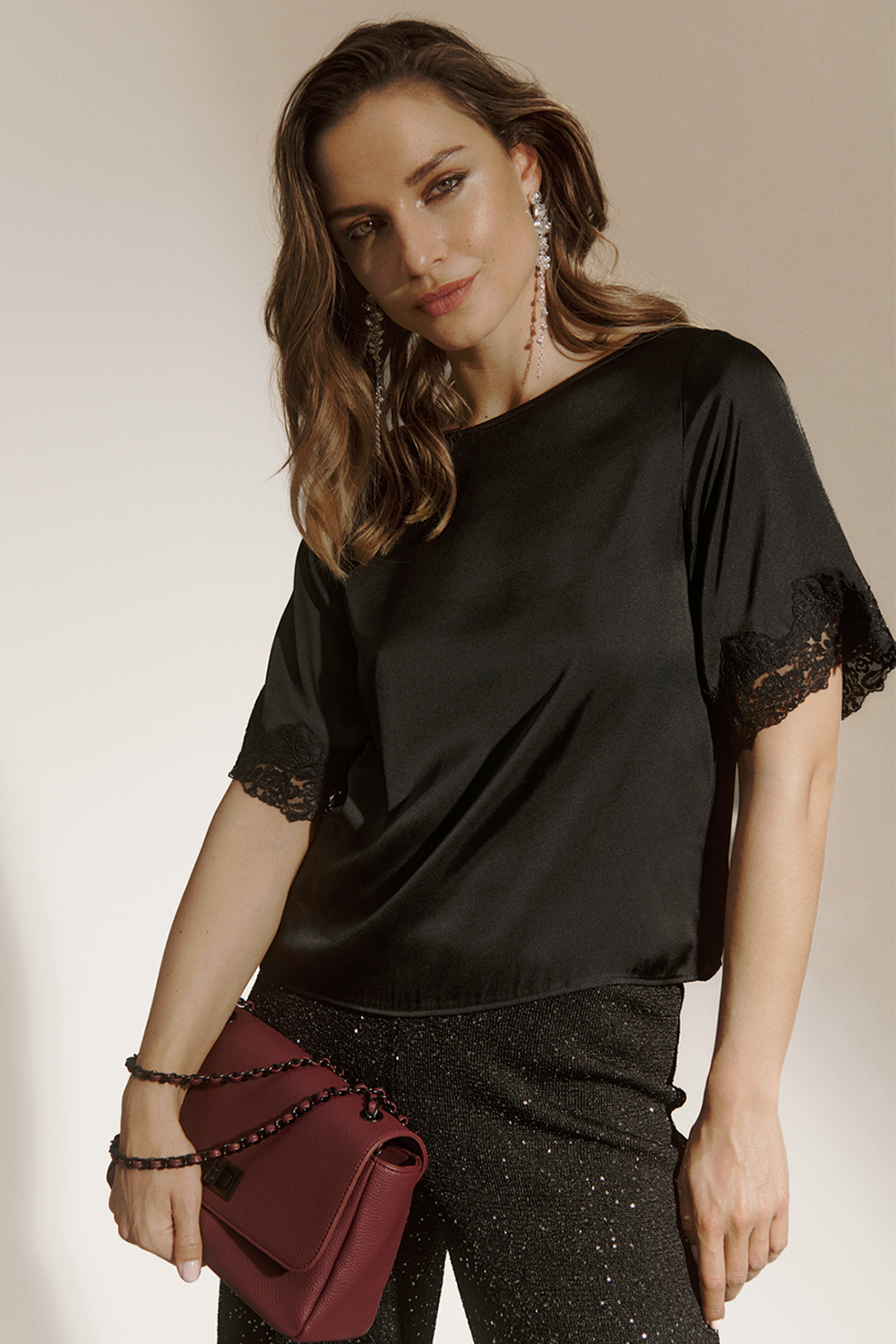 RWSatina SS Lace Bluse