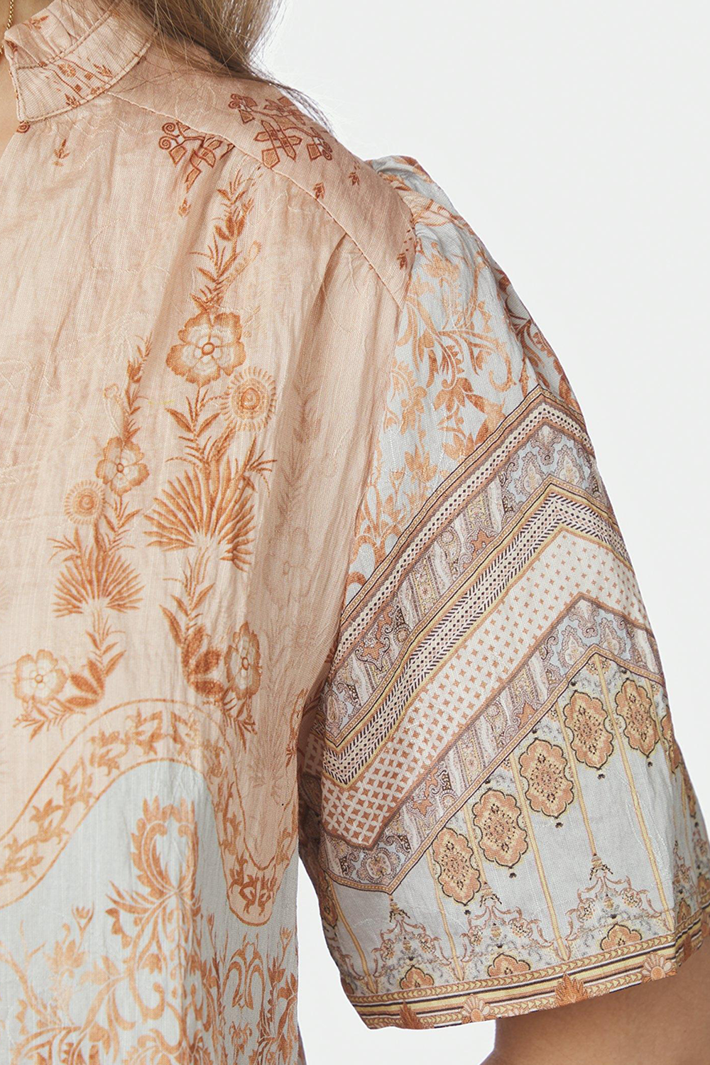 Torana Flower Bluse