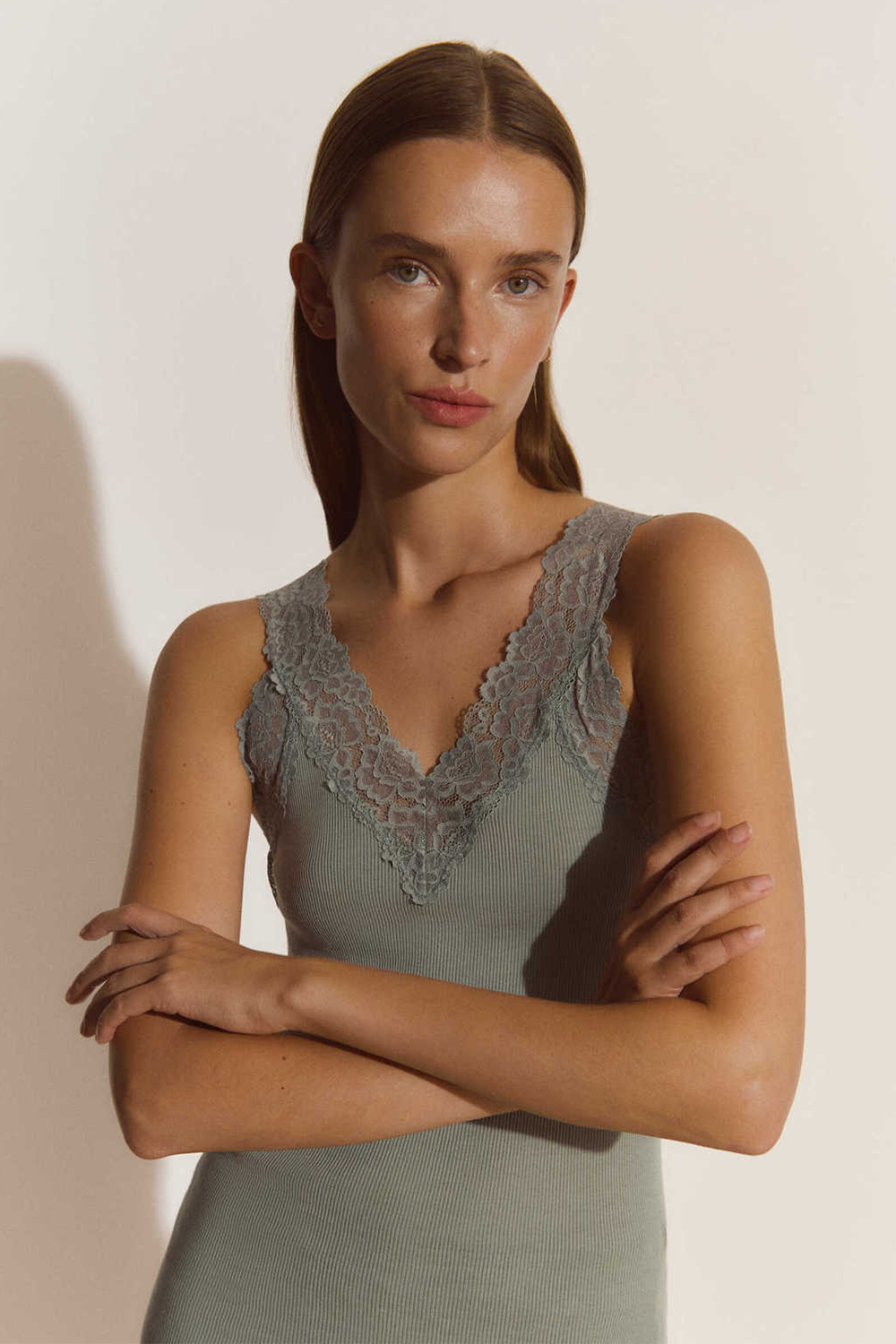 RWBernadine SL Lace Top