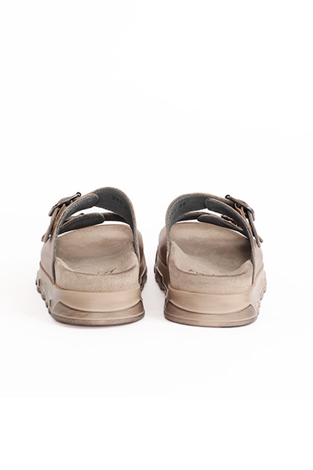 Sandaler med fodsengssål og spænder