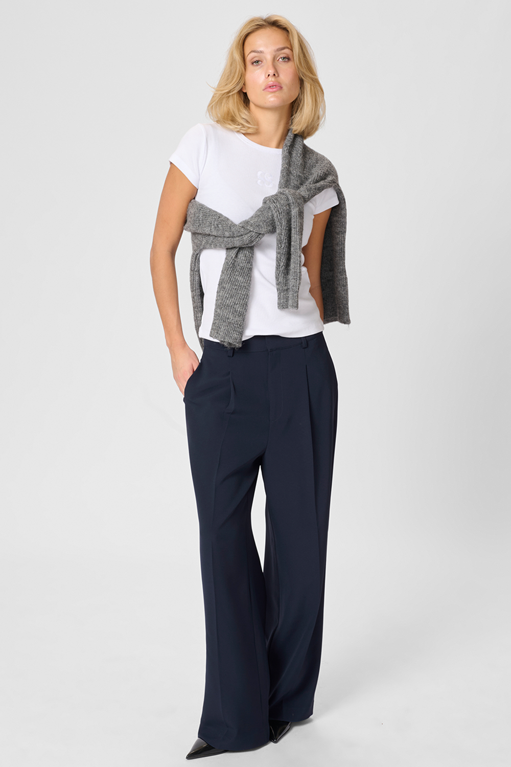 28 The Tailored Bukser