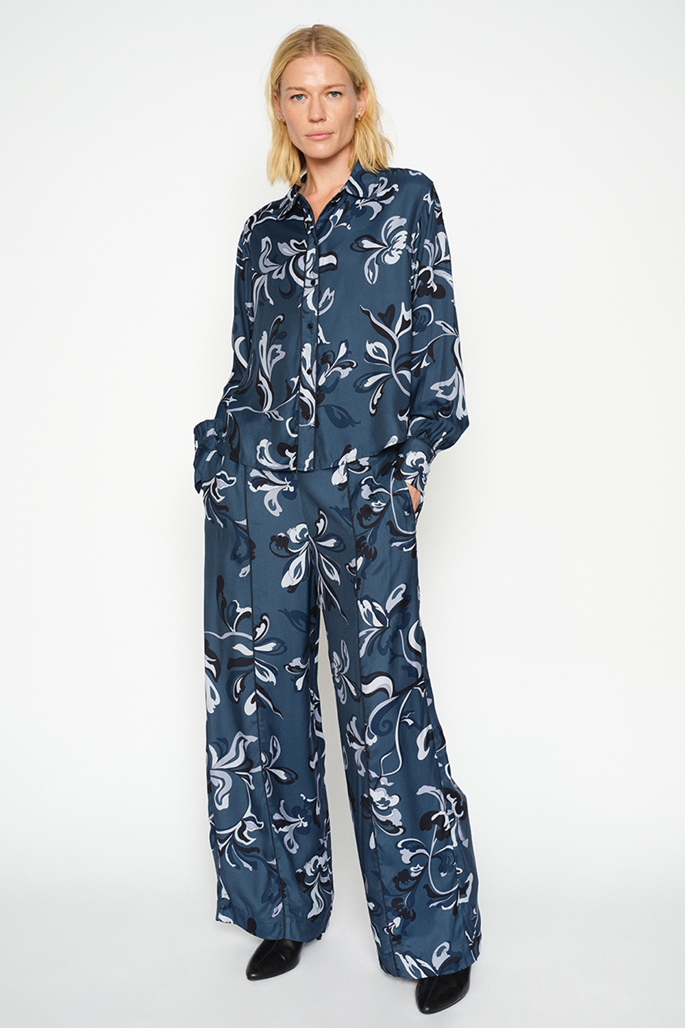 MMAbina Serve Skjorte