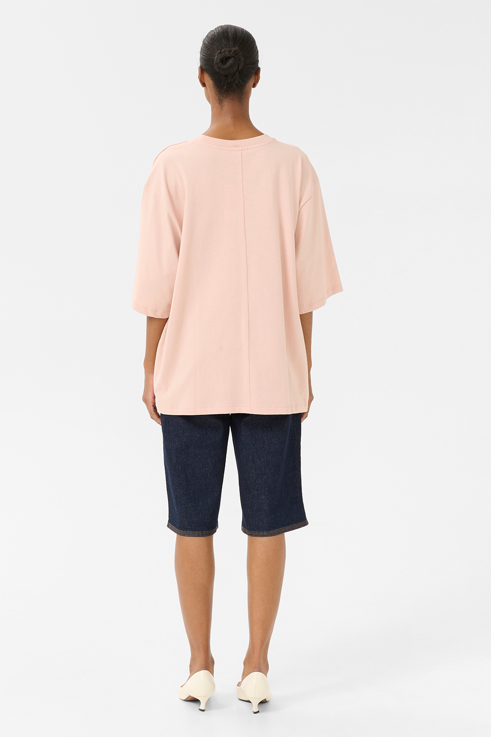 GZanvi T-shirt