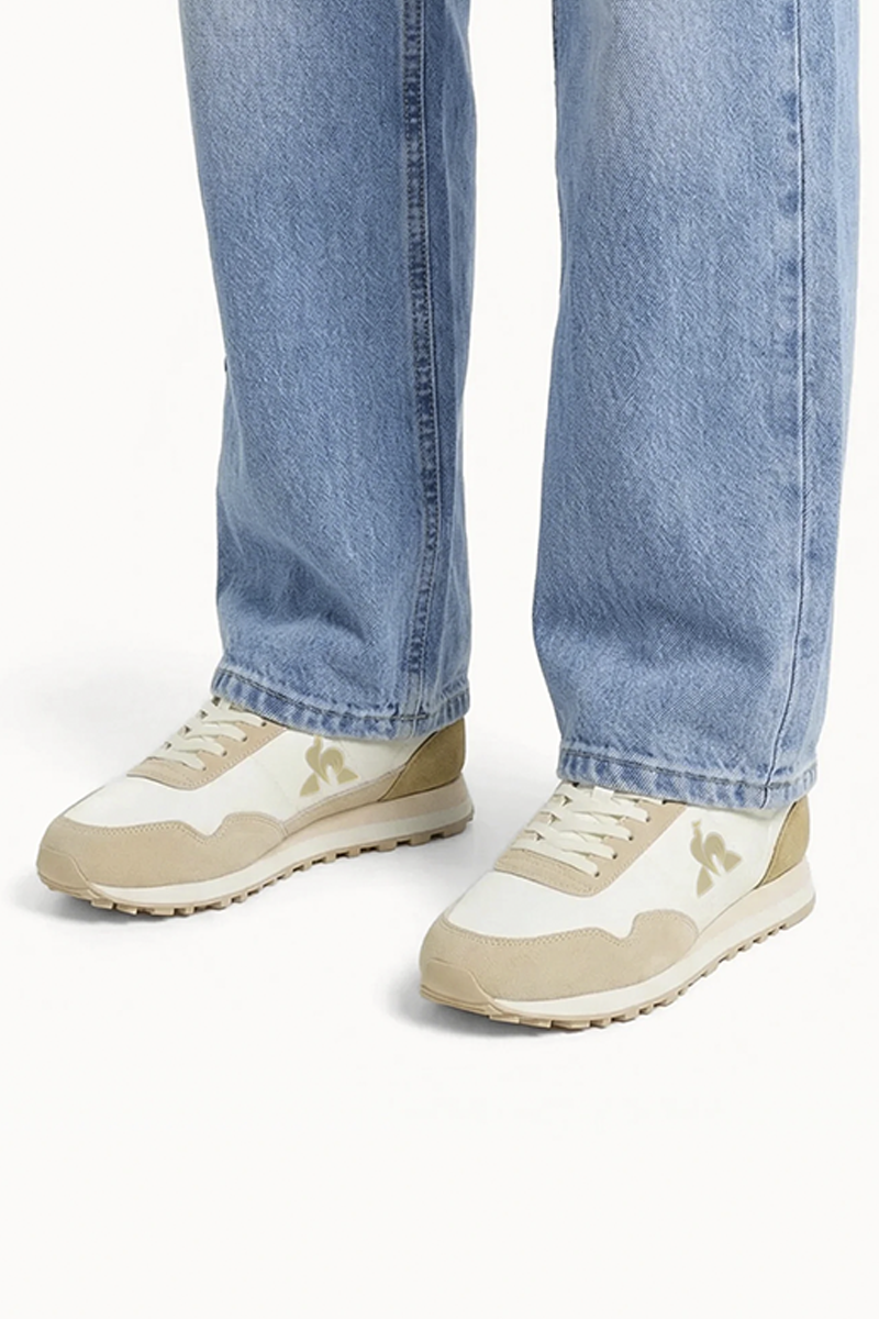Astra 2 Sneakers