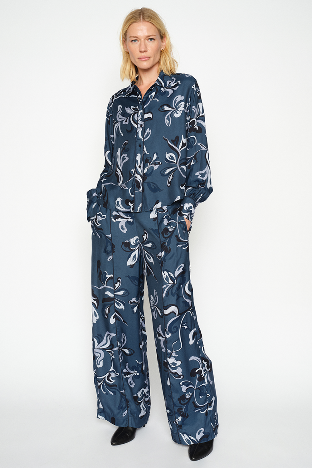 MMCharbel Serve Bukser