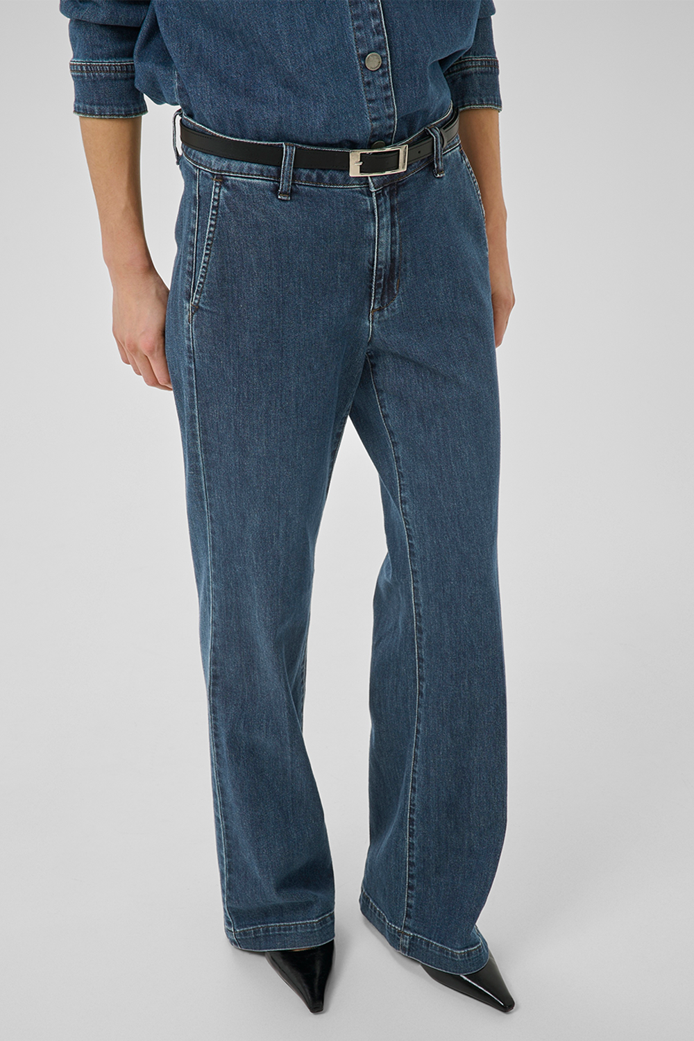 30 THE LARA 115 Bukser