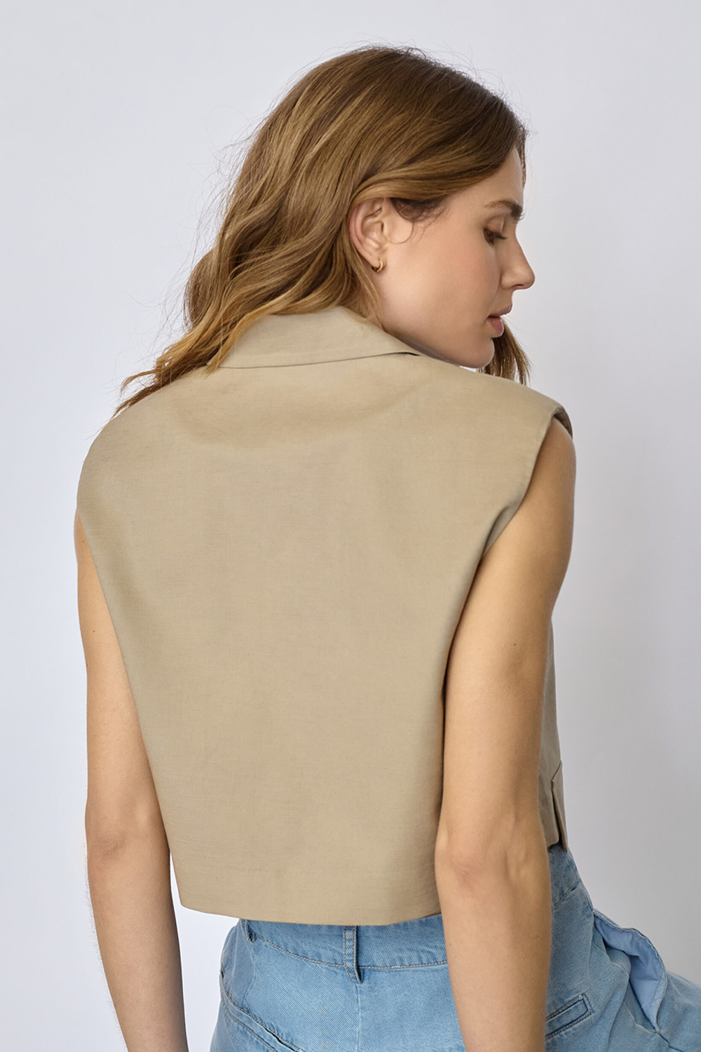 LeilaCC Crop Vest