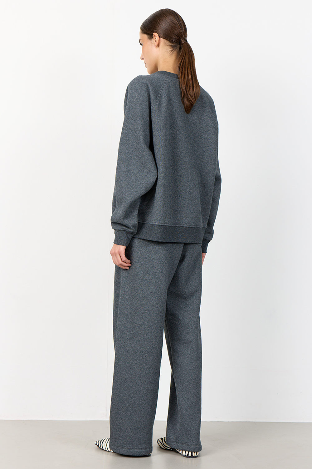 LR-NUKA 11 Sweatshirt