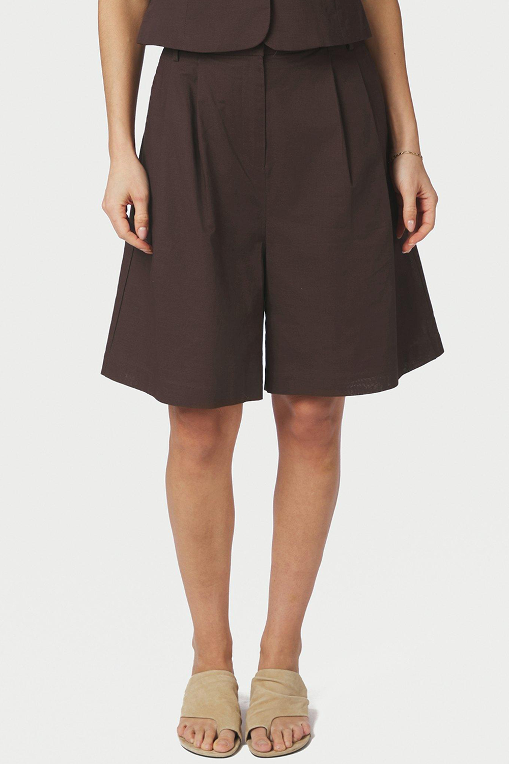 Nika Linen Shorts
